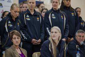 Jan Stirling (bottom left) coached the Australian Opals from 2002 to 2009 and is a member of the FIBA Hall of Fame, 