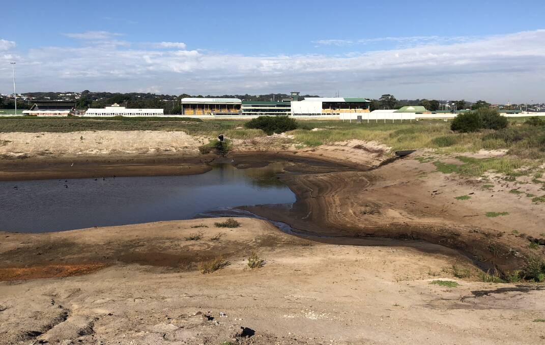 Potential: The existing dam in the middle of Newcastle Racecourse that could be filled with treated effluent redirected from the Burwood treatment plant. 