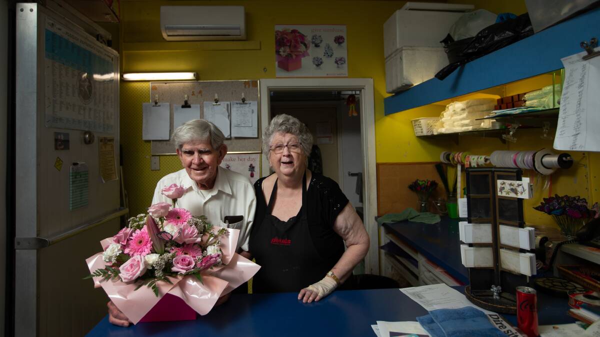 End of an era: Ronnie Oehme, 80, Owner of Ronnie's flower shop is retiring after 47 years. Picture: Marina Neil.