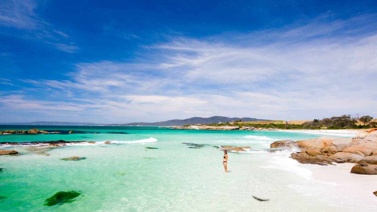 Bay of Fires. Picture: Tourism Tasmania & Andrew McIntosh, Ocean Photography
