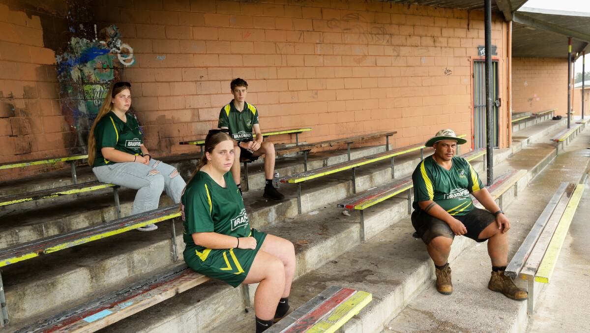 Max McMahon Oval curator George Hyde, right, with Western Suburbs Cricket Club players from left, Zara and Jazlyn Dennis and Cameron Goff at the grandstand. Picture by Jonathan Carroll