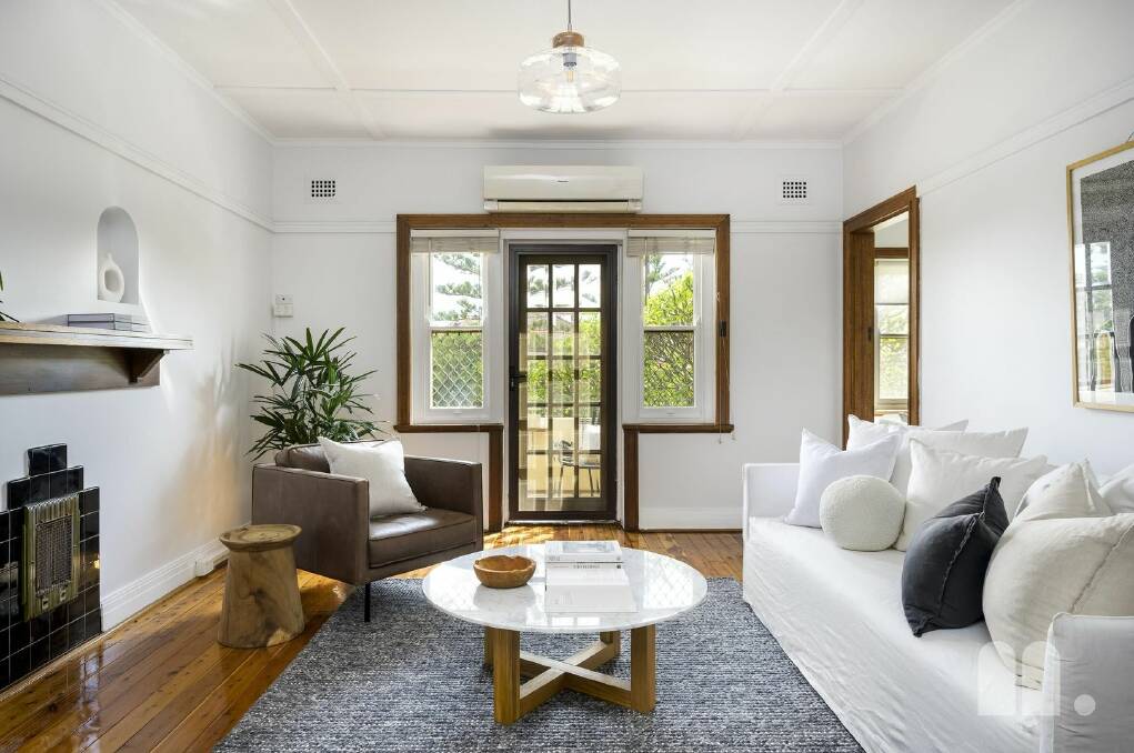 This art deco apartment in Bar Beach sold for $785,000 at auction with Mavis Property Co. Picture supplied