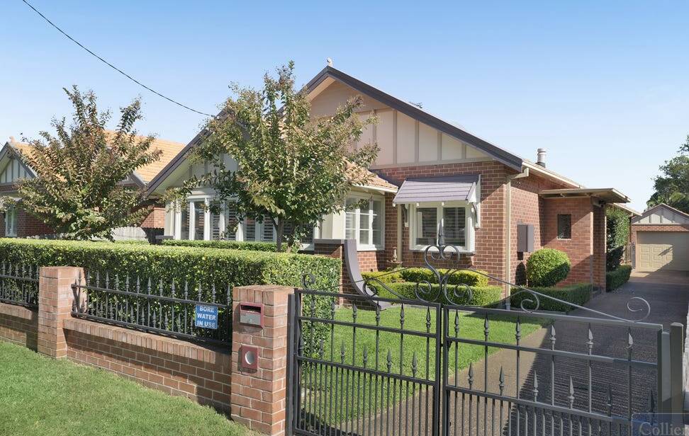 Colliers Residential Newcastle listing agent Anthony Merlo sold this "quintessential" California bungalow at 245 Parkway Avenue, Hamilton South for $2.6 million at auction. Picture supplied 