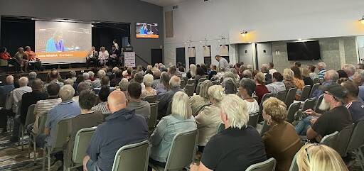 More than 100 Cessnock residents spent their Sunday afternoon advocating against expansion of Wollombi Road. 