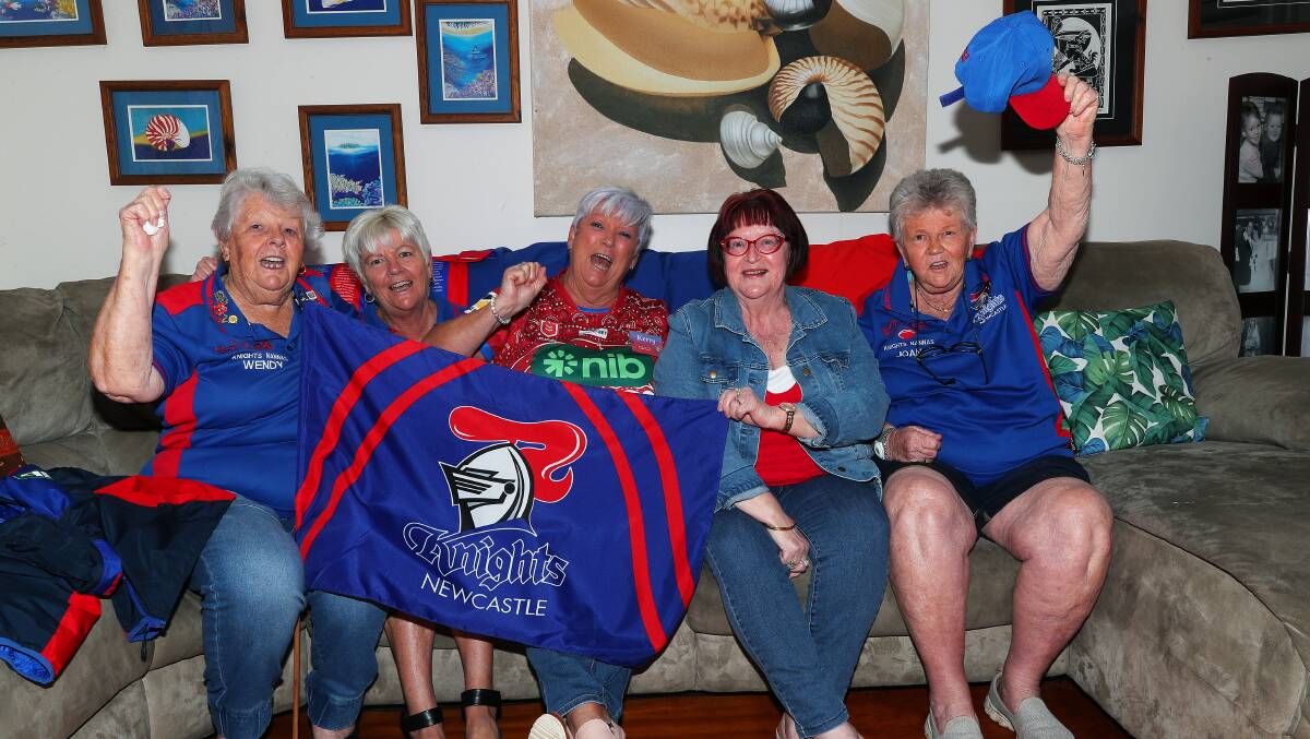 Wendy Hepplewhite, Leanne Fenwick, Kerry Kelly, Victoria Greentree and Joan Delaforce are ready for Sunday's blockbuster sudden-death NRL final. Picture by Peter Lorimer
