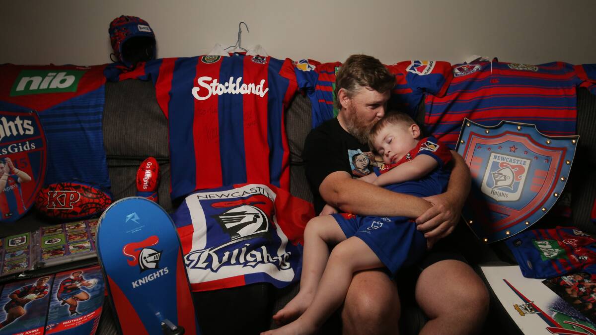 Kenny Halliday and three-year-old son Kalyn named after Kalyn Ponga. Picture by Simone De Peak 