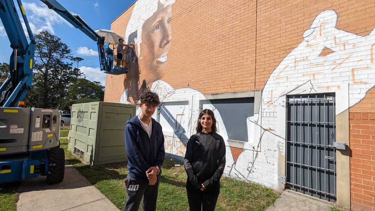 Hossain Ebrahimi and Shahd Qaisanieh, who will be featured in the Wallsend mural. Picture supplied. 