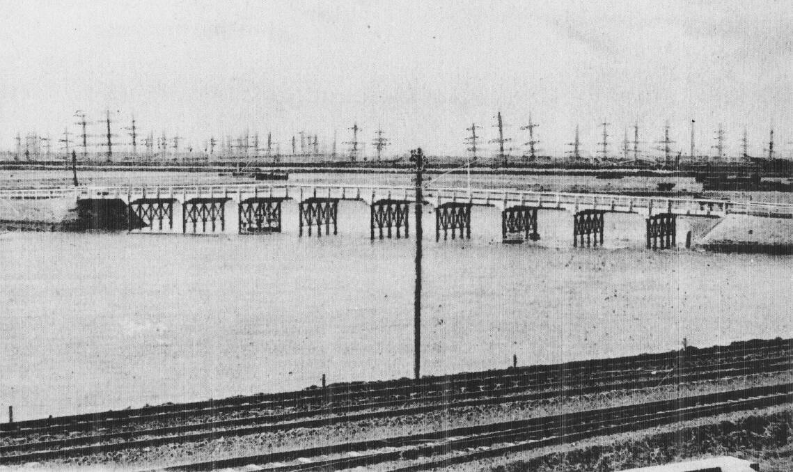  The old Bullock Island bridge to Carrington which was removed to help
create The Basin.