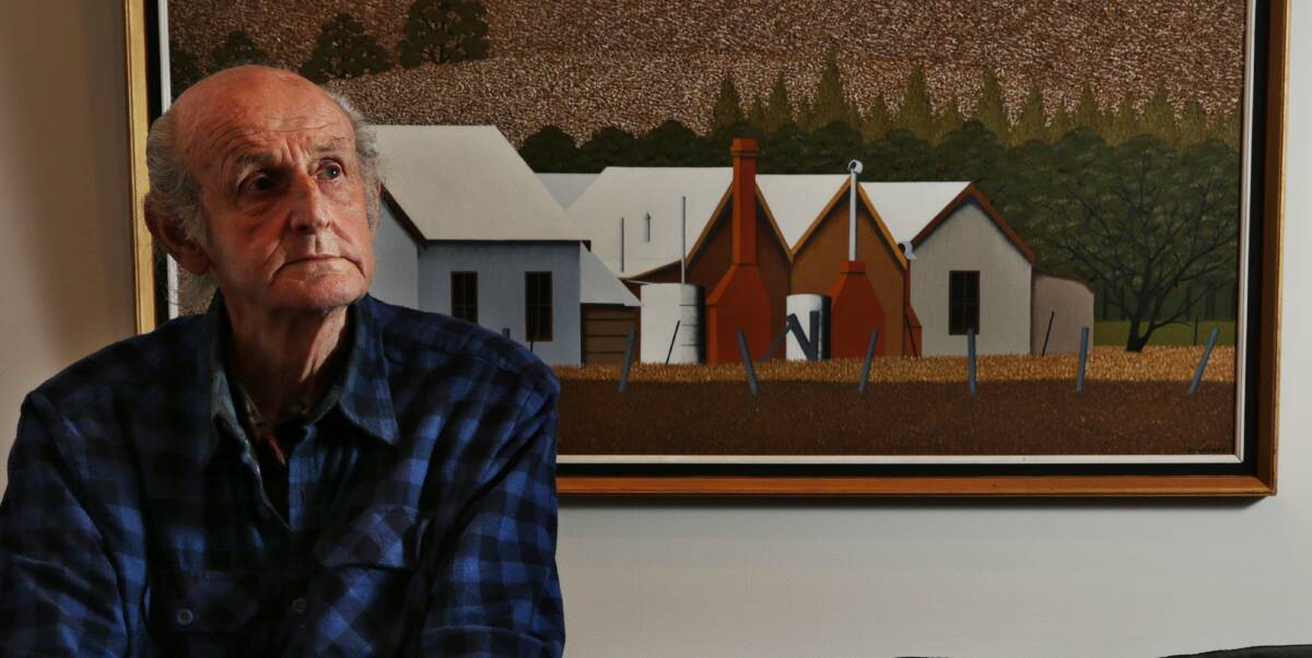 Master of his own style: Max Watters in front of his work, Sideview buildings, Murrurundi 1991. Picture: Simone De Peak