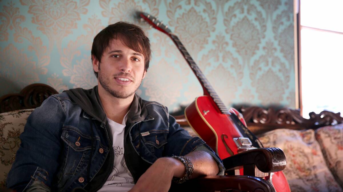 Engaged: Country music singer/songwriter Morgan Evans. Picture: Dean Osland
