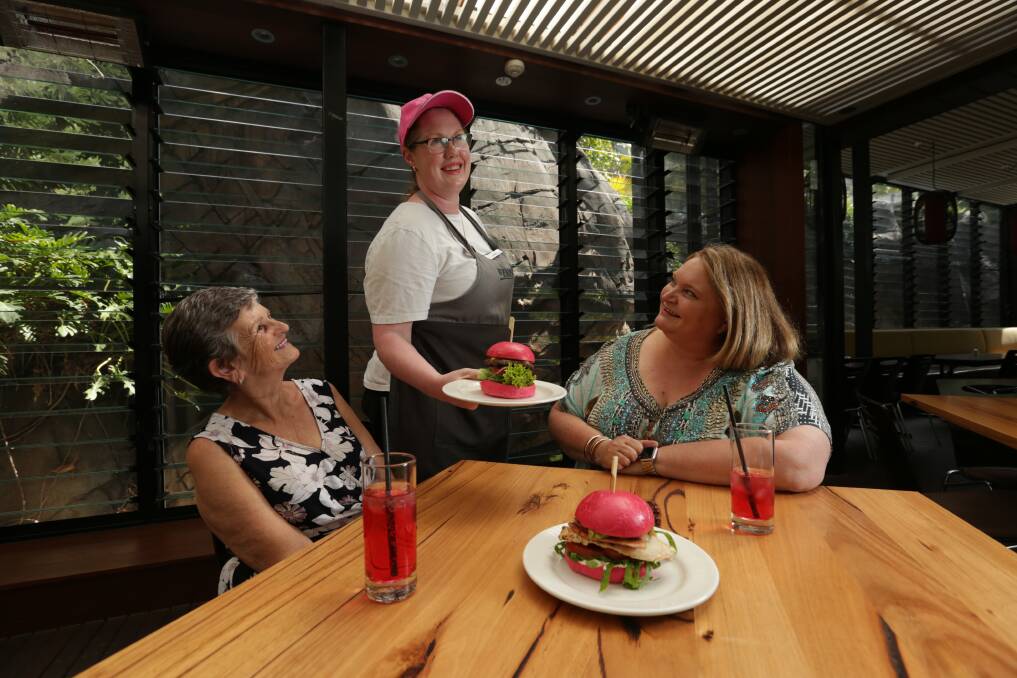 COURAGE: Elizabeth Wiedermann, who has breast cancer, Casey Mawson and Lisa Bartley, president of Hunter Breast Cancer Foundation. Picture: Simone De Peak 