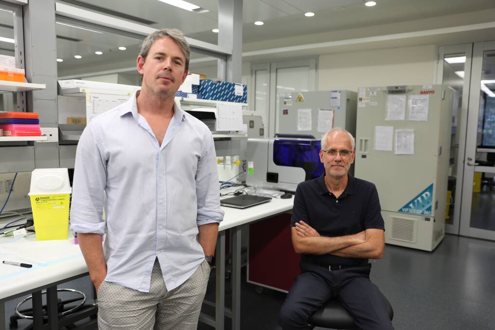 Research: Hunter scientists Nathan Bartlett and Hubert Hondermarck are researching the use of cancer drugs as antiviral treatments for COVID-19. Picture: Linda Drummond 