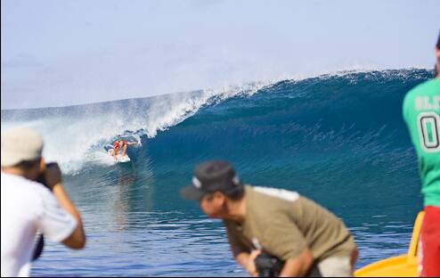 TEAHUPOO, TAHITI: Bec Woods pulled in as the curtain comes down. Picture: Karen Wilson/ASP/WSL