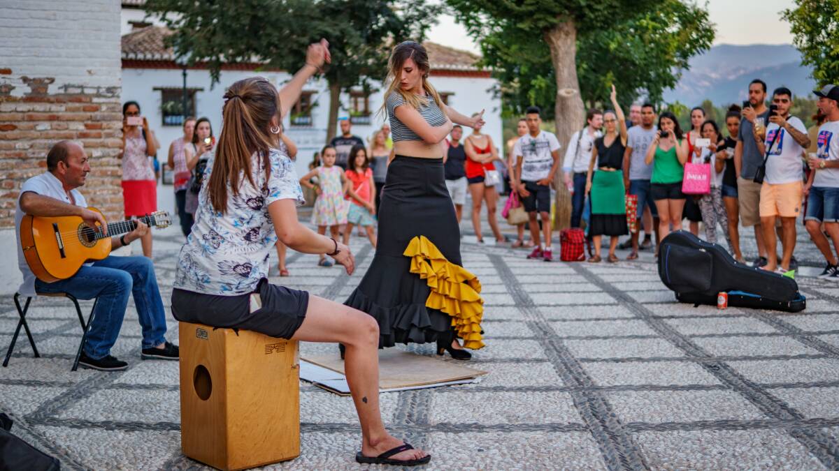 Impromptu flamenco dancing in Granada, Spain