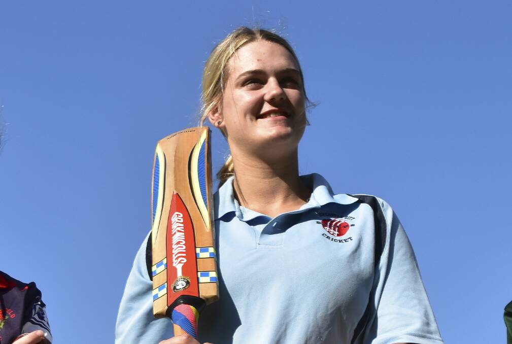 BOWLED OVER: Belmont 18-year-old Allison McGrath has been named in the ACT Meteors squad for the 2020-21 WNCL season. Picture: Josh Callinan