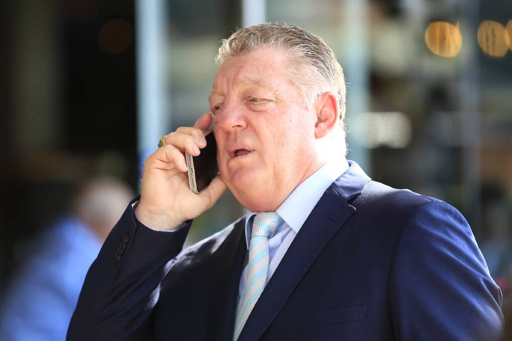 Bulldogs supremo Phil Gould travelled to Newcastle to meet with Knights football director Peter Parr this week. Picture by Getty Images