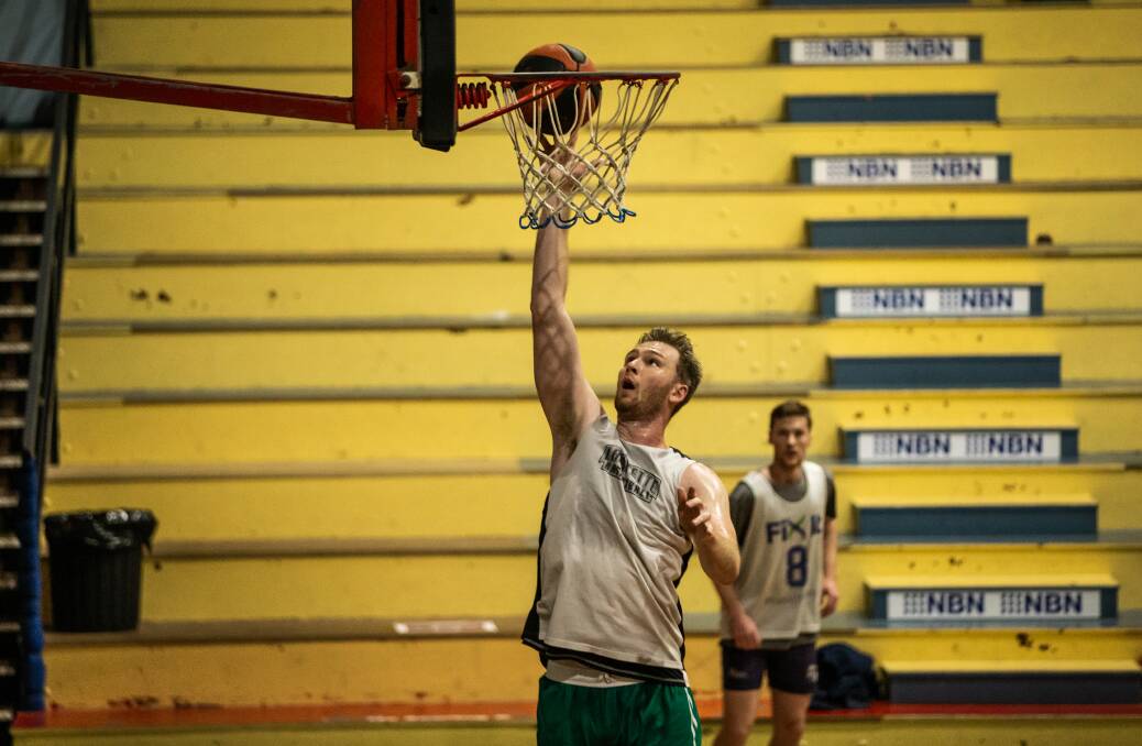 HOT SHOT: The Hunters' starting centre, Myles Cherry, is expected to share game time with former Sydney Comets veteran Tom Dawson. Picture: Marina Neil
