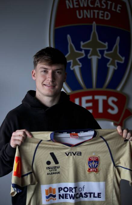 NEW COLOURS: New Zealand international defender James McGarry has joined the Newcastle Jets from Wellington Phoenix. Picture: Jets Media (SSF)