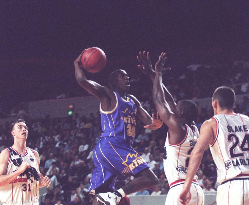 DEFUNCT: Sydney Kings in action against the Newcastle Falcons in 1998.