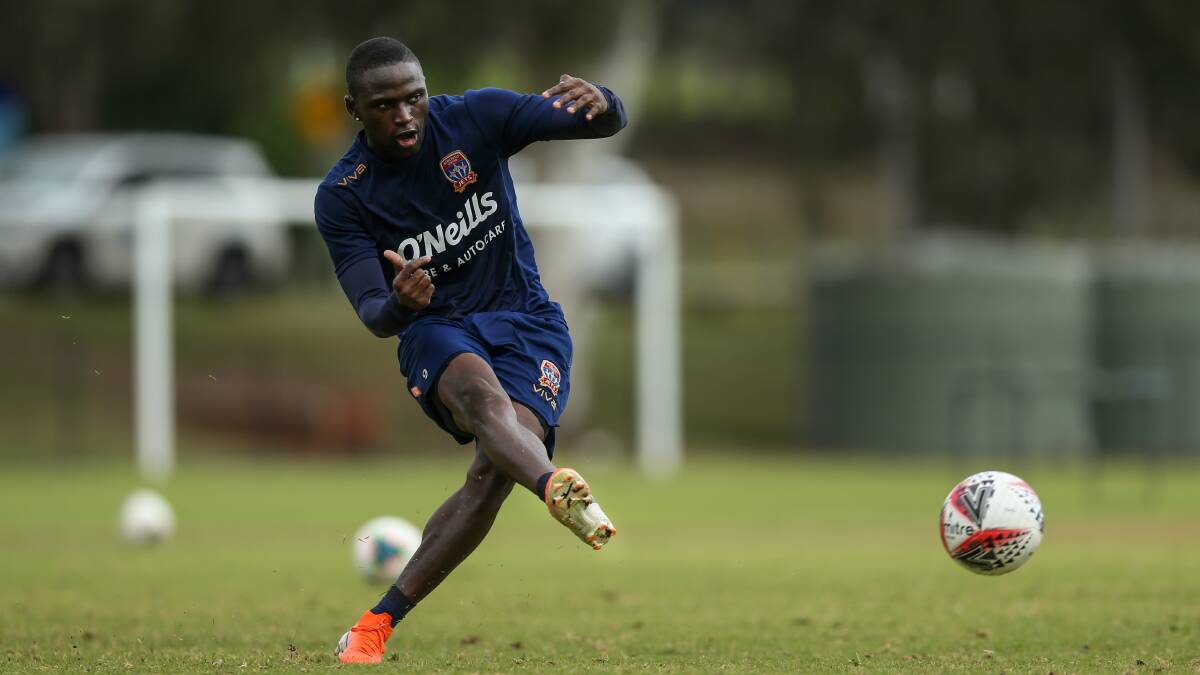 ON TARGET: Jets import Abdiel Arroyo fires a shot with his right foot at training on Friday. The striker is likely to make his debut against Melbourne Victory. Picture: Marina Neil