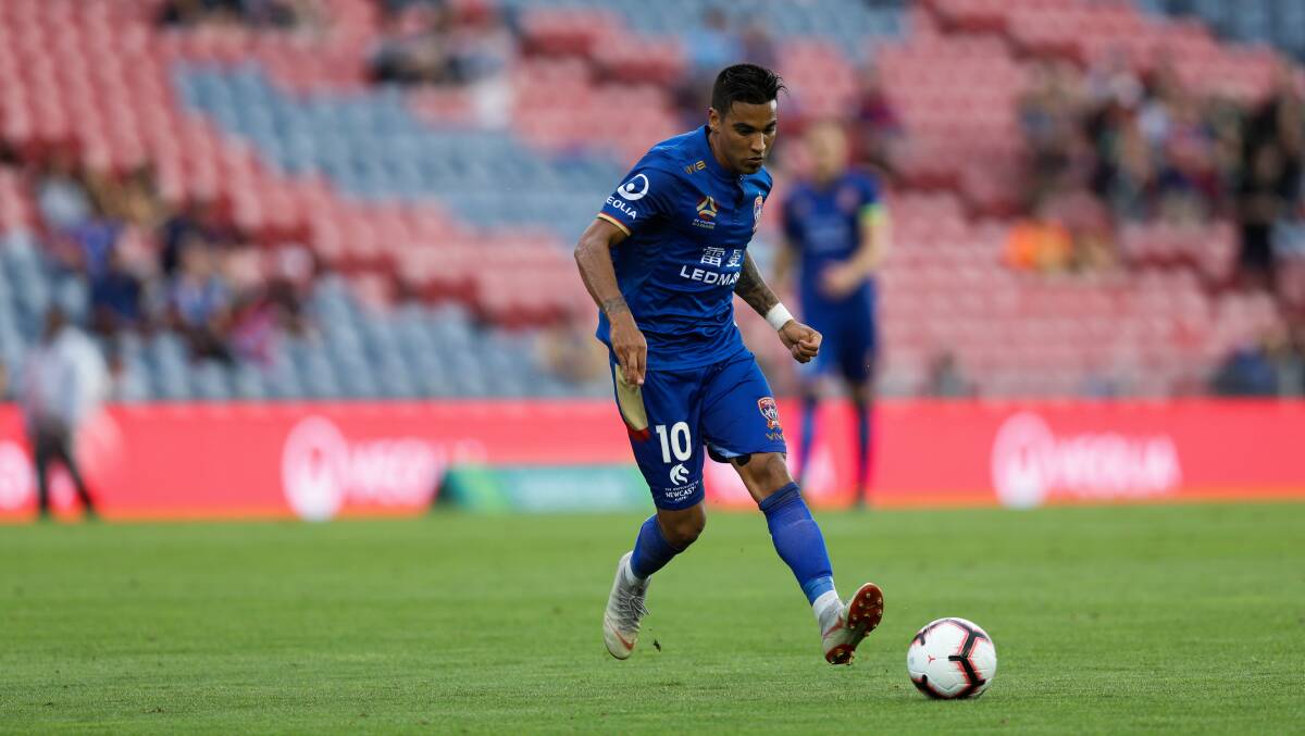 ARTIST: Newcastle Jets marquee man and midfield gun Ronny Vargas. Picture: Jonathan Carroll