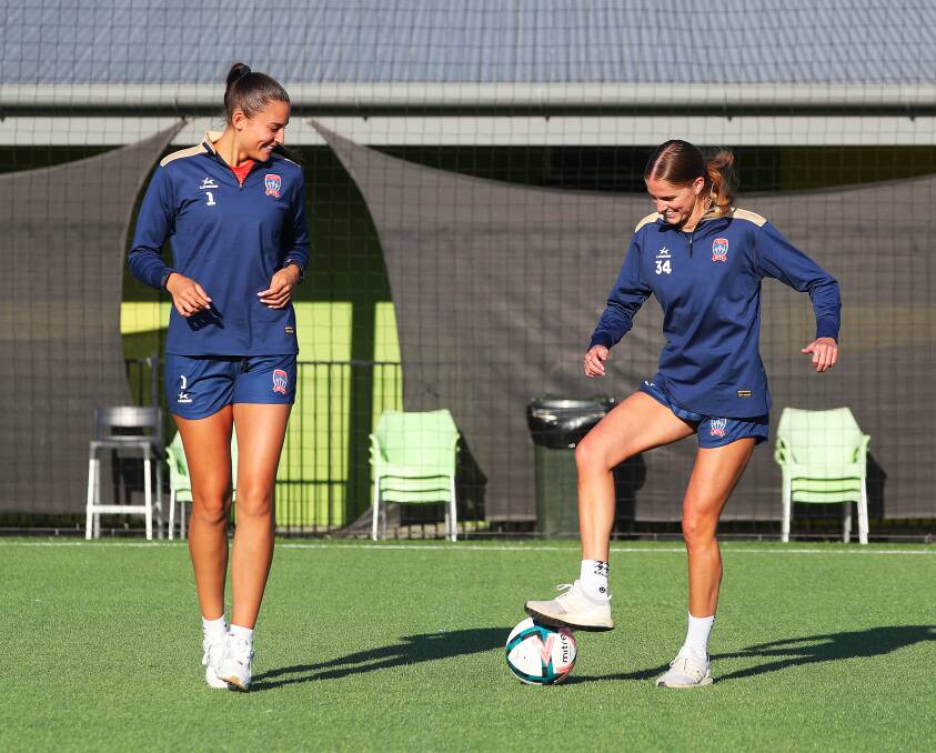 Americans Izzy Nino and Maggie Shaw have joined the Newcastle Jets for the 2023-24 A-League women's campaign. Picture by Peter Lorimer