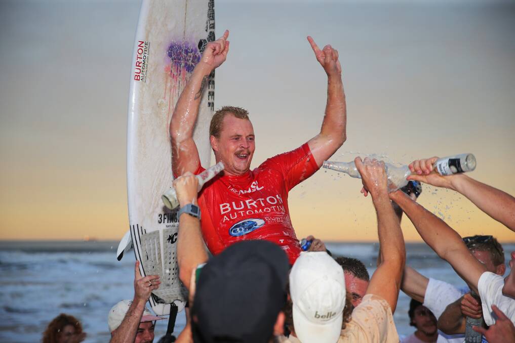 Jackson Baker after winning the men's Surfest title in 2022. Picture by Peter Lorimer