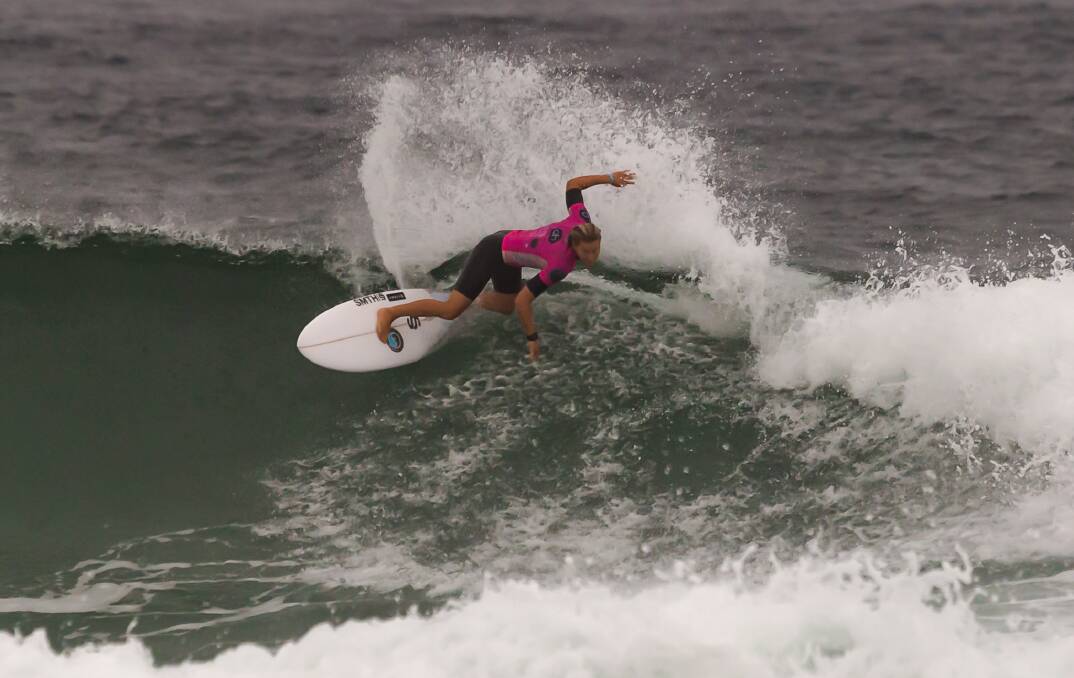 RIPPING: Newcastle's Sarah Baum tearing through her round-one heat on Tuesday in the Doyle Partners Women's Pro at Merewether Beach. Pictures: Paul Danovaro