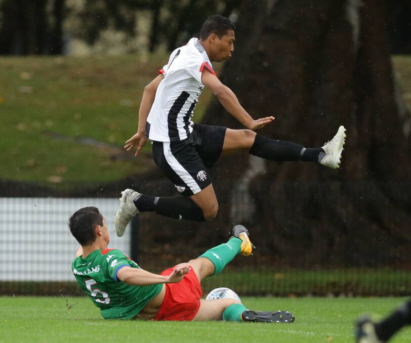 ON THE MOVE: Jason Tjien-Fooh in action for Weston in their 4-2 victory over Rosebud in round two at Adamstown Oval. Picture: Jonathan Carroll