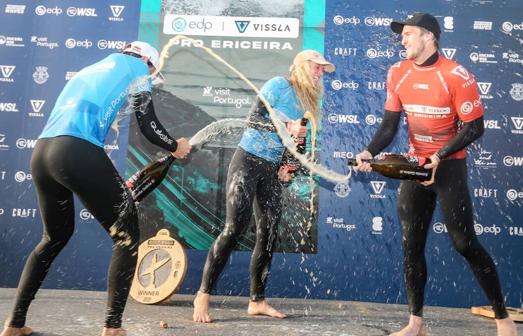 Ryan Callinan, right, celebrates at the Ericeira Pro. Picture by Laurent Masurel/World Surf League