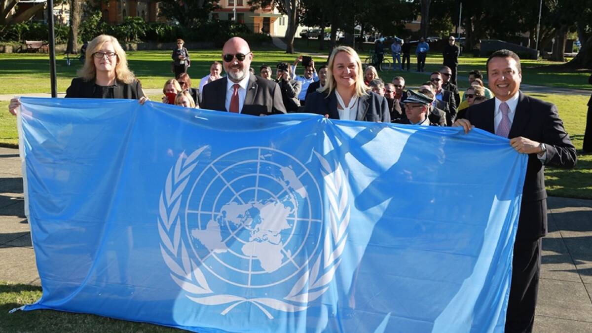 Newcastle raises the UN flag
