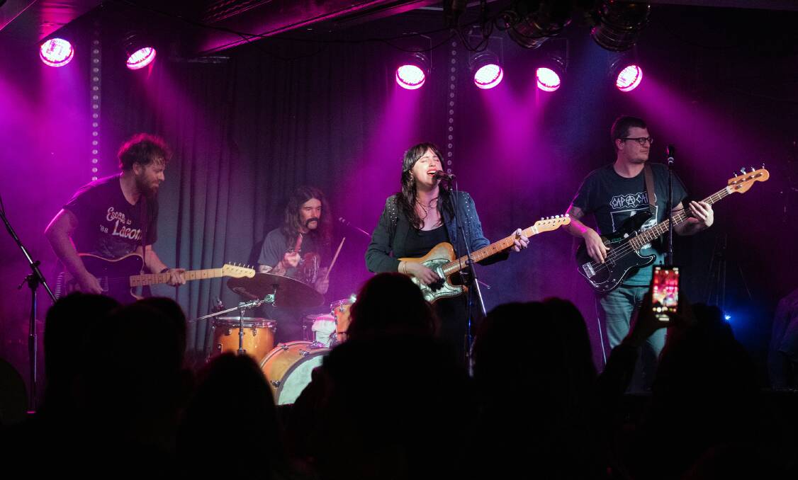 Caitlin Harnett & The Pony Boys were in red-hot form. Picture by Paul Dear