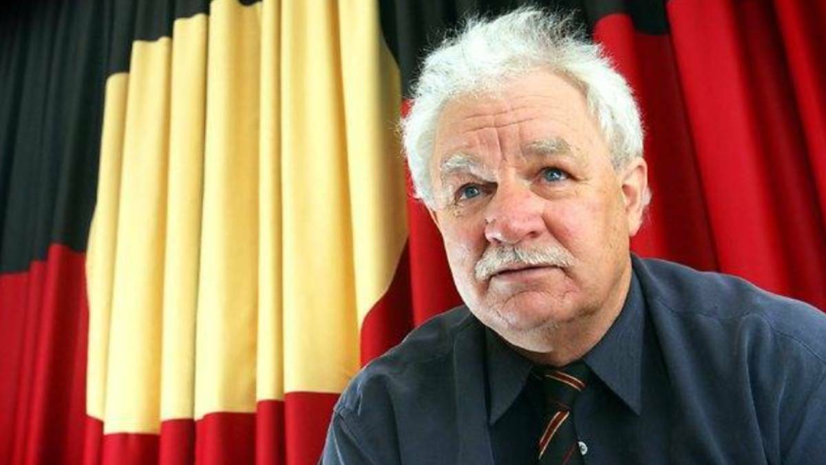 Activist and lawyer Michael Mansell, an Aboriginal elder, says the Tasmanian government should follow Victoria's lead and establish a 'truth-telling' forum.