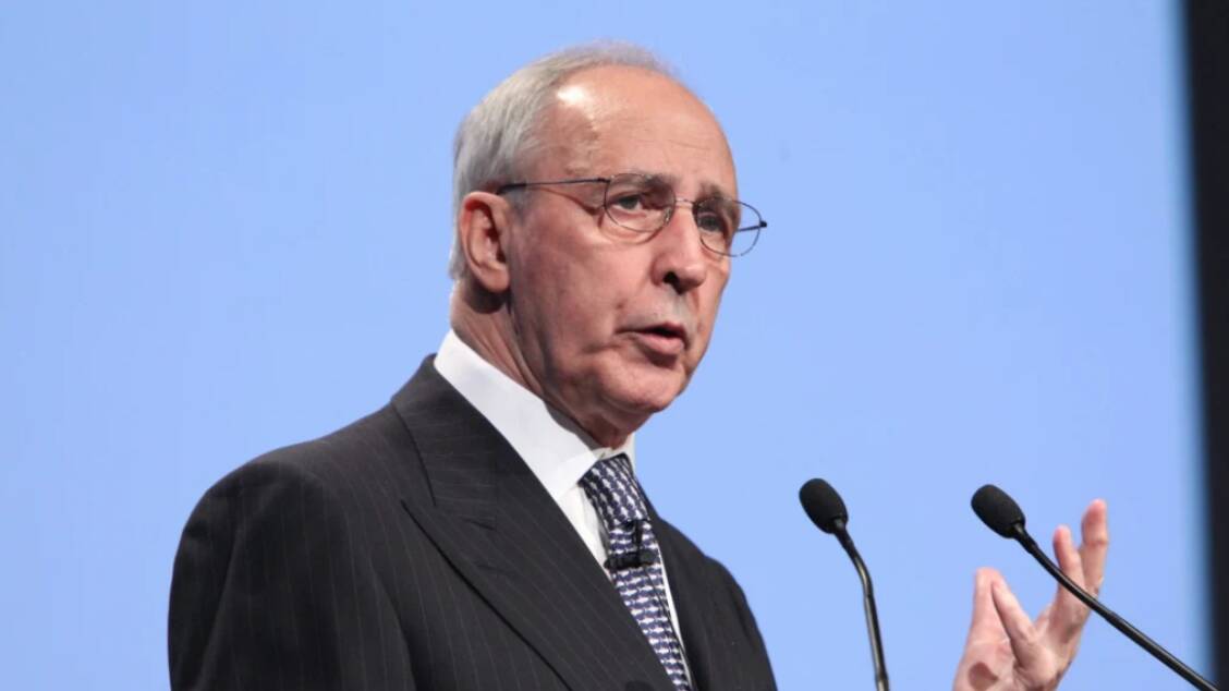 Former prime minister Paul Keating says with monetary policy barely having an impact, and the economy growing at 1.4 per cent, it is time for the government to develop a growth-led agenda.Photo: Louise Kennerley