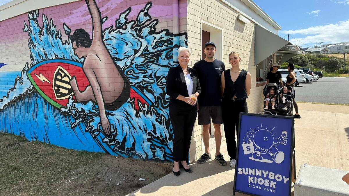 Newcastle Labor councillor Carol Duncan with operators Tom and Nova Carias at the newly opened Sunnyboy Kiosk at Dixon Park Beach.