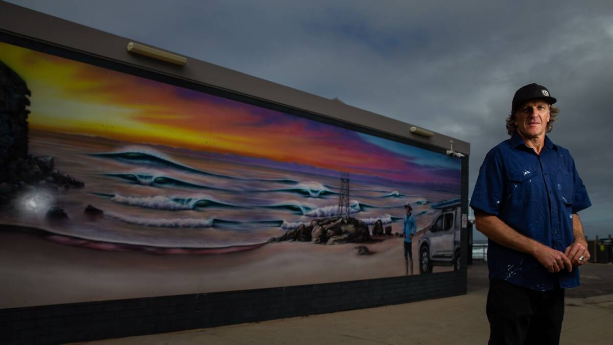 Colourful murals at Redhead beach a must sea