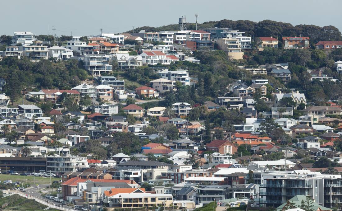 STILL FALLING: Newcastle house prices have tumbled almost 10 per cent in the past 12 months. Picture: Jonathan Carroll