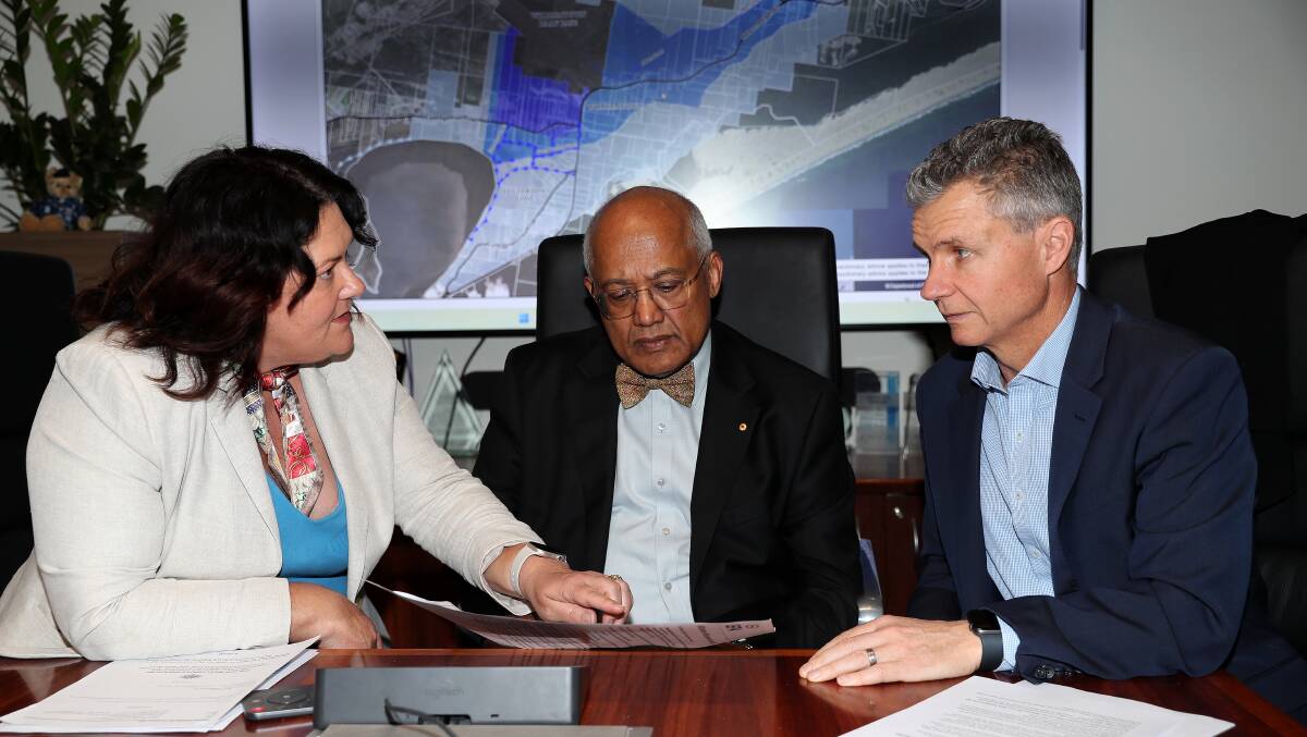 Paterson MP Meryl Swanson, Jim Varghese, and Assistant Minister for Defence Matt Thistlethwaite. Picture by Peter Lorimer