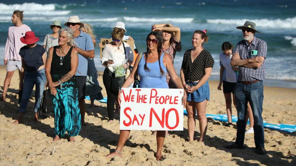 Minister promises surfers will not have to dodge gas rigs