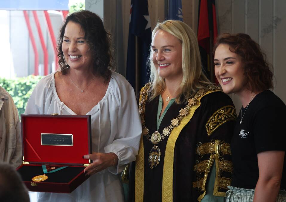 LIVEfree Project's Chris Jones and Emma Griffin with Lord Mayor Nuatali Nelmes. Picture by Simone de Peak