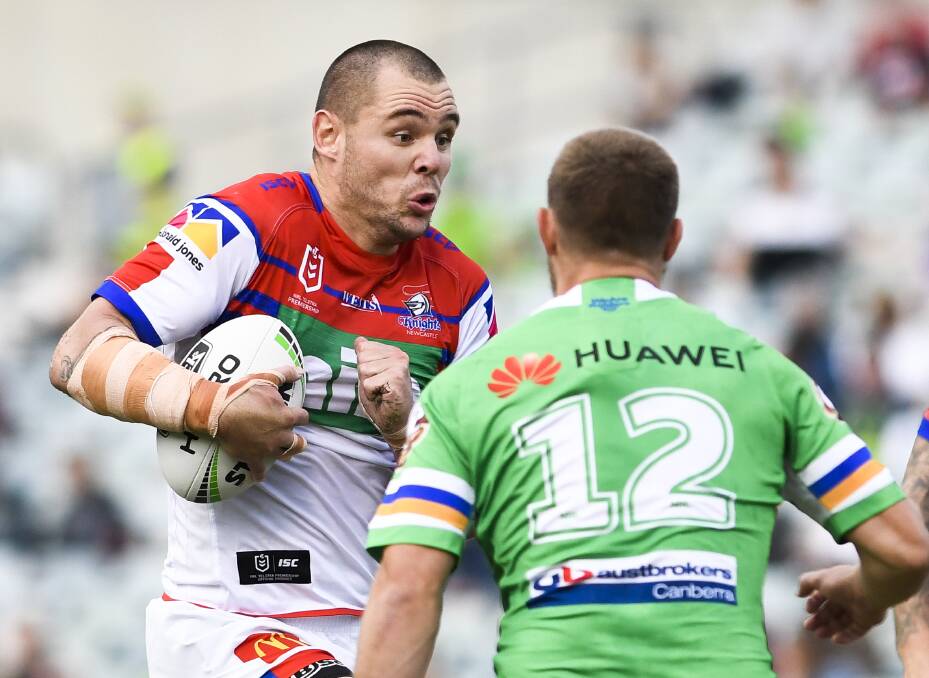 David Klemmer on the charge against the Canberra Raiders.