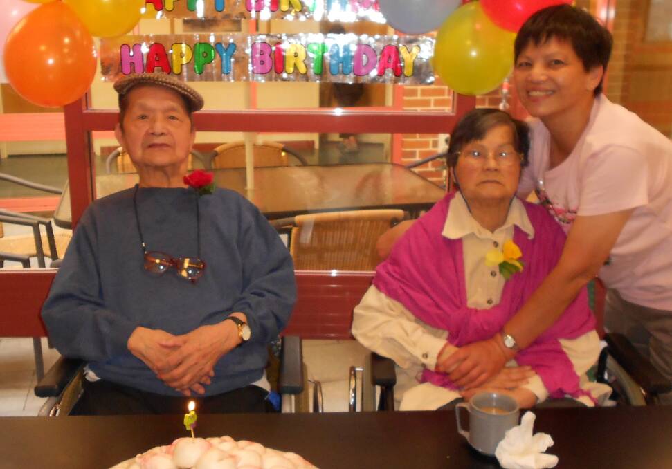 FAMILY: Mabel Cheng with her father Kwan Fung and mother Yuet Ying Fung in 2013.