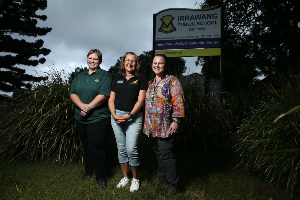 New chapter: Parents and citizens committee president Amy Thomas, Gina Ascott-Evans and principal Stacy Mathieson. Ms Ascott-Evans has asked families to send her photos of their time at the centre. Picture: Marina Neil