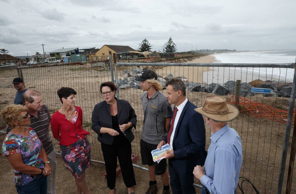 CONCERN: Opposition spokeswoman for the environment Penny Sharpe (centre), with Port Stephen MP Kate Washington, Newcastle MP Tim Crakanthorp and concerned Stockton locals. Picture: Max Mason-Hubers
