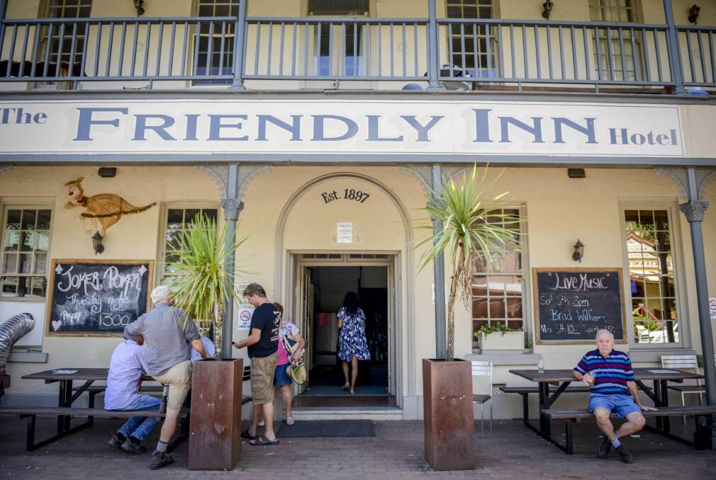 The Friendly Inn: a great place for a drink and a chat.