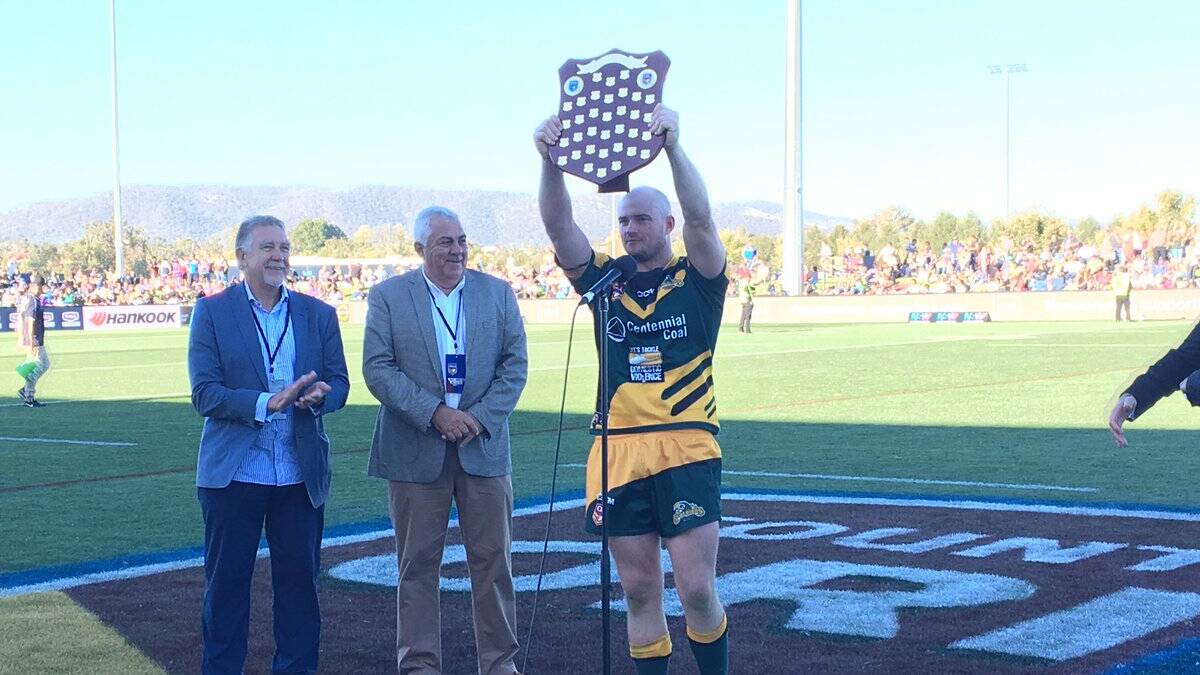 SILVERWARE: Macquarie Scorpions captain Blake Gallen holds aloft NSW Challenge Cup after winning final 30-18 against Concord-Glebe-Burwood Wolves at Mudgee on Sunday. Picture: Twitter via @CountryRL