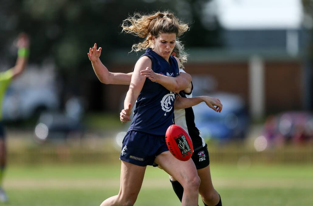 GOAL: Giants player Sarah Halvorsen lining up with City at No.1 Sportsground in 2018. Picture: Marina Neil