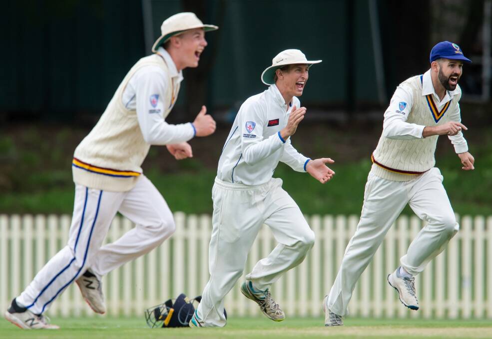 Belmont's Toby Gray (centre) playing for Northern Districts in last season's Sydney first-grade final. Picture by Ian Bird