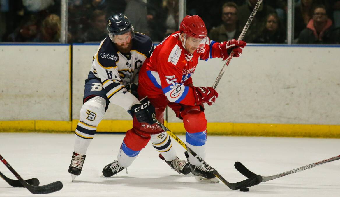 PAUSE: Richard Tesarik (right) playing for the Newcastle Northstars last year. Picture: Max Mason-Hubers