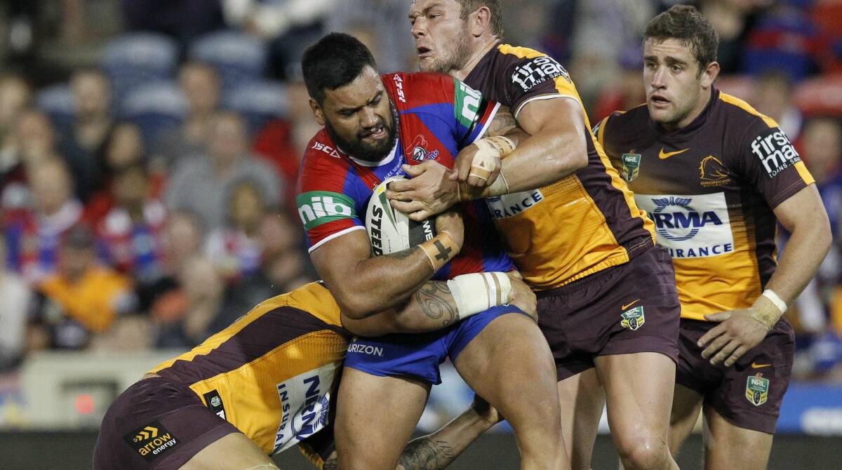 Zane Tetevano playing NRL for the Knights in 2014. Picture by Jonathan Carroll